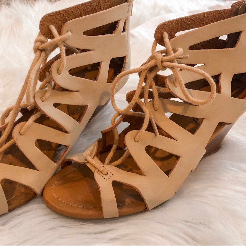 City Classified Tan Wedges